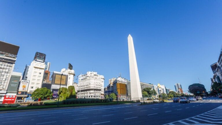 Fin de semana largo: el lunes será feriado y beneficiará a un sector de trabajadores