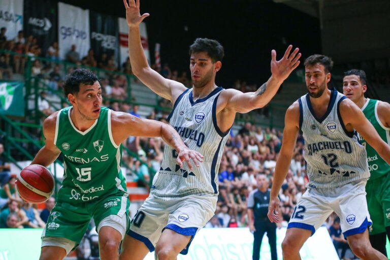 Atenas se esforzó peo no le alcanzó ante Riachuelo