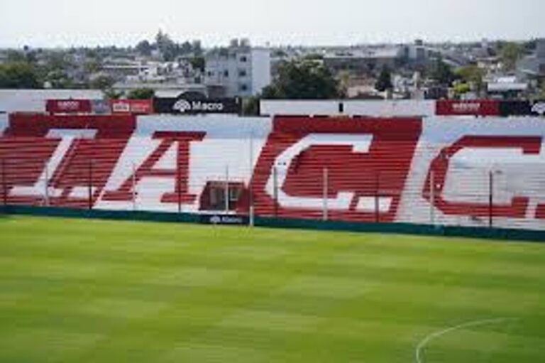 Estafas en Instituto: 3 años de prisión para una integrante de la barra de «Los Ranchos»