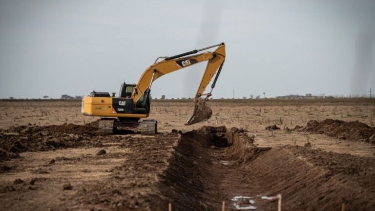 Oliva: Avanza una obra clave para mitigar inundaciones