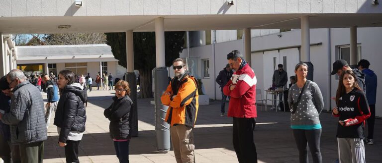 Buenos Aires: cerraron los comicios y empezó el conteo de votos