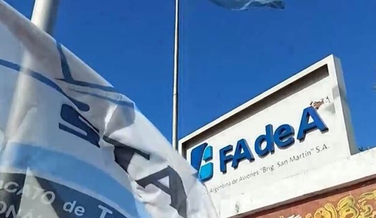 Proveedores de FAdeA reclaman deuda millonaria y preocupa la realidad de la empresa