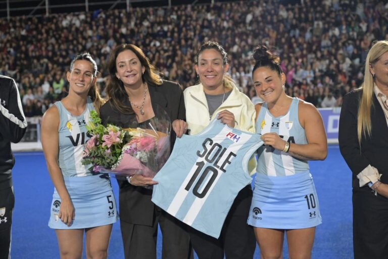 Así fue la fiesta de Las Leonas en Córdoba: partido y noche especial para Sole García