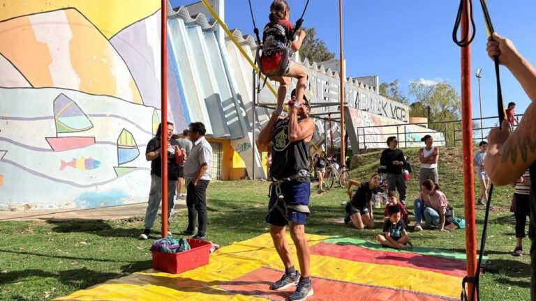 Deporte, vino y circo: un fin de semana completo en Carlos Paz