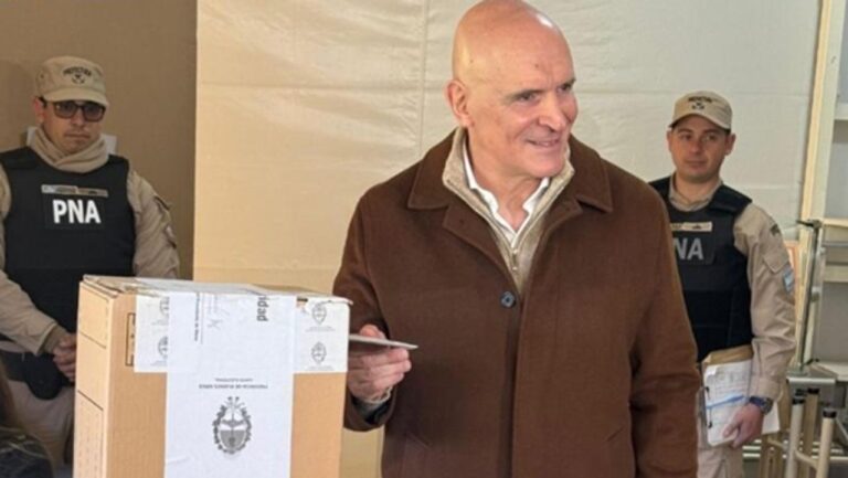 La Junta Electoral definió que la cara de Espert se mantendrá en las boletas bonaerenses