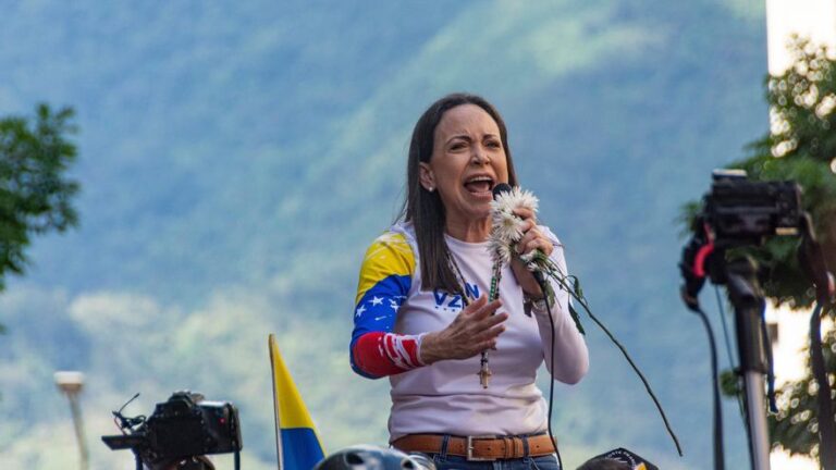 María Corina Machado, la ingeniera a quien Chávez llamó «mosca» y que se convirtió en el «águila» de la oposición venezolana