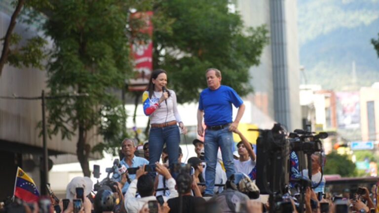 Javier Milei felicitó a la flamante Nobel de la Paz, Corina Machado