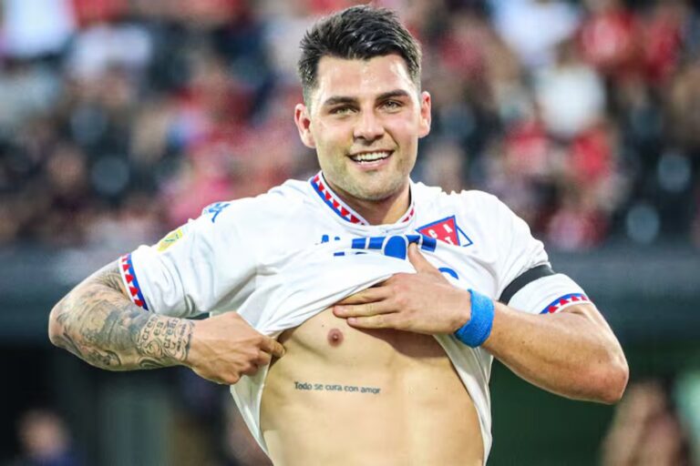 Lágrimas y gol: Ignacio Russo cumplió el deseo de su padre y gritó para Tigre tras el velatorio