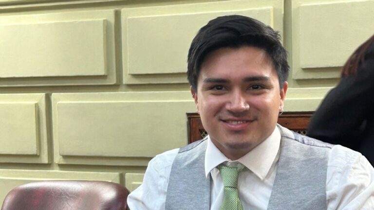 El carlospacense Lautaro López Labrin recibió Mención de Honor en Modelo de la Unión Europea