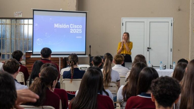 Estudiantes cordobeses accederán gratis a cursos de ciberseguridad y redes