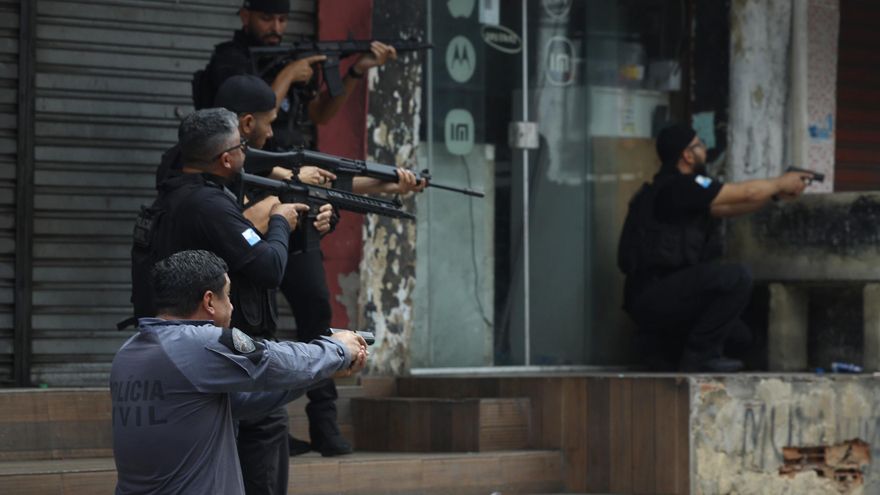 2313442-rio-de-janeiro-vive-el-operativo-policial-mas-letal-de-su-historia-contra-el-comando-vermelho