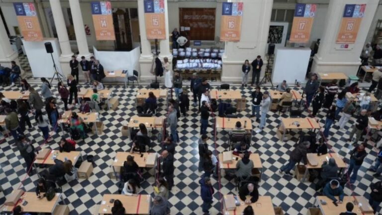 La Justicia Electoral comenzó el escrutinio definitivo