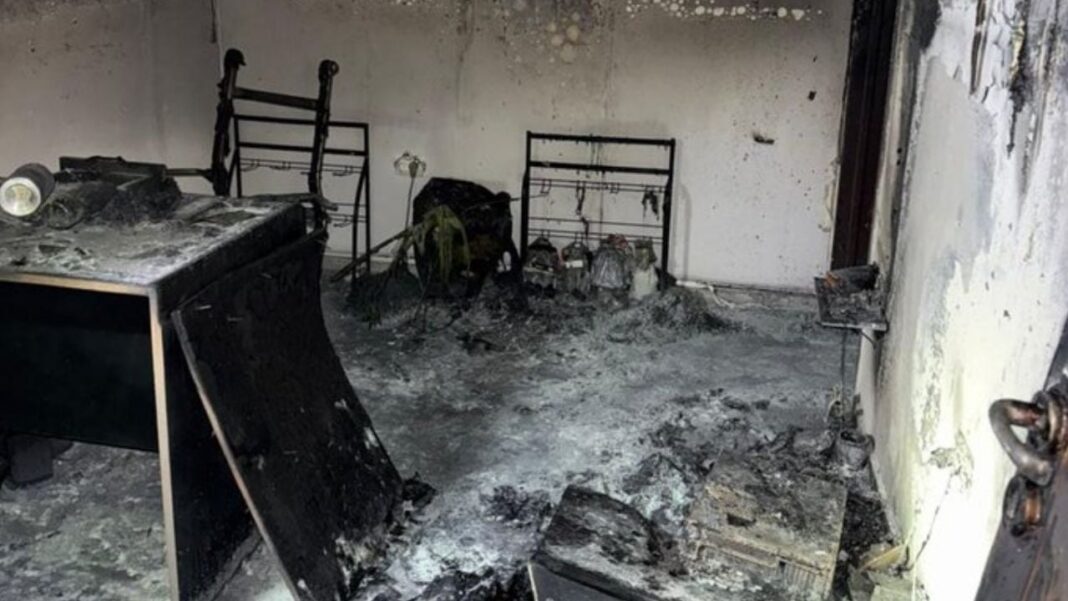 2317918-intento-robar-cables-y-causo-un-incendio-con-perdidas-totales