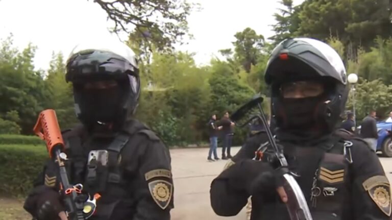 Robo millonario detrás del fallido operativo en hotel alojamiento: golpes, armas y joyas