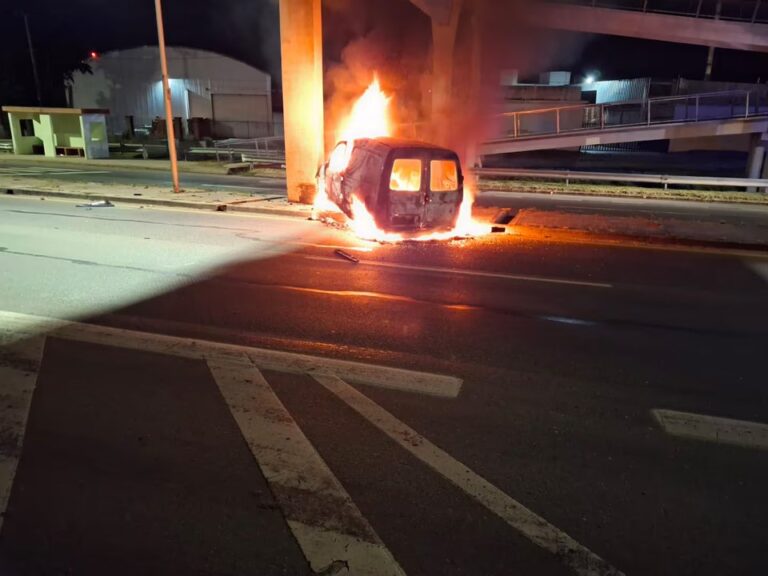 Choque fatal en Córdoba: un muerto al incendiarse el auto en el que viajaba