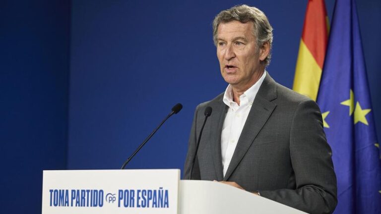 Feijóo reivindica a Mazón como víctima de una cacería y afirma que le ha dado una lección a Sánchez
