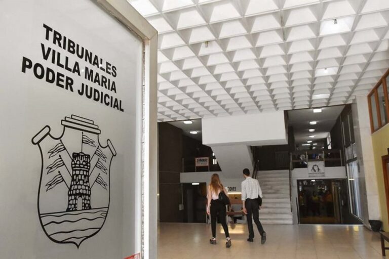 Declararon inimputable al hombre que asesinó a su madre de 34 puñaladas en Villa María