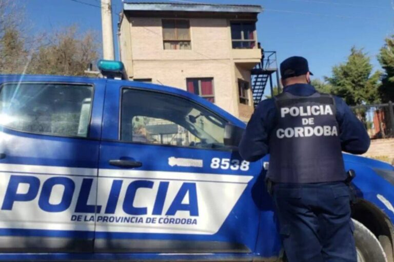 Tragedia en Córdoba: un hombre murió tras caer del techo en barrio General Paz