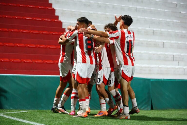 Instituto derrotó a Talleres de Berrotarán y se metió en semis de la Copa Córdoba