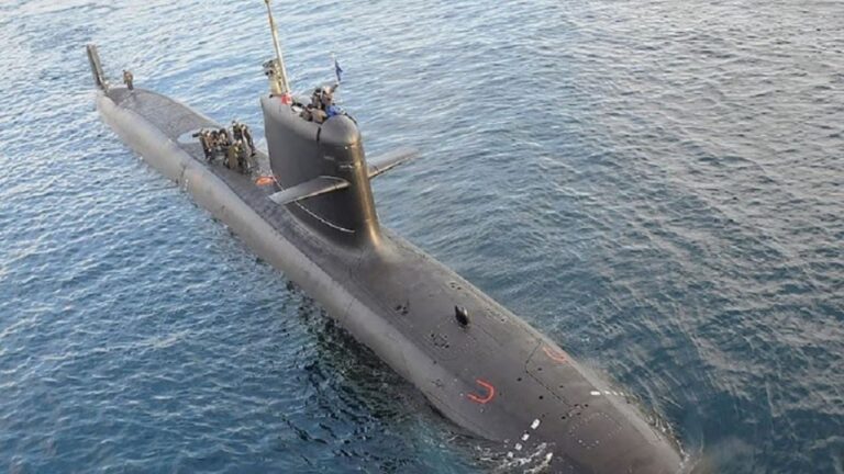 Milei confirmó que Argentina quiere comprarle submarinos a Francia
