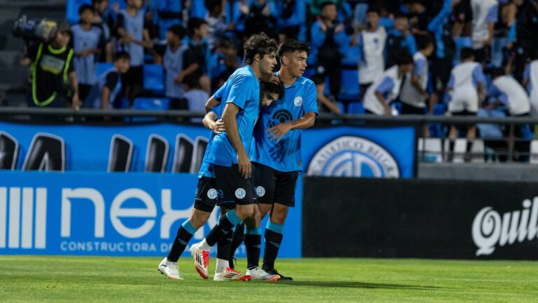 Belgrano goleó a Racing y se metió en la final de la Copa Córdoba