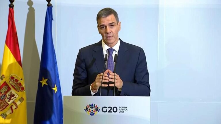 Sánchez pide respetar el derecho internacional de Venezuela pese a no reconocer a Maduro como presidente