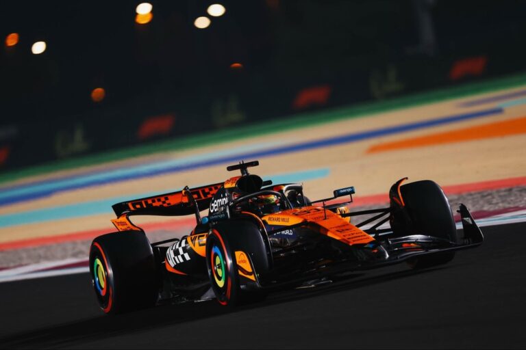 Piastri se quedó con la pole en Qatar y McLaren copará la primera fila