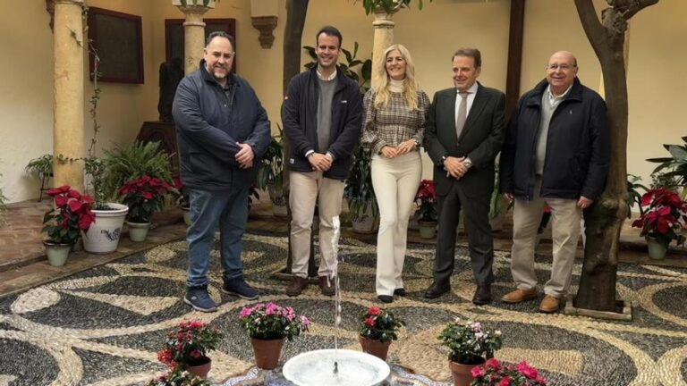 Córdoba abre 40 patios para vivir una Navidad con tradición y música