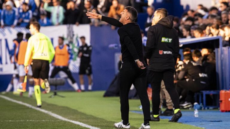 Iván Ania iguala su peor racha sin victorias al frente del Córdoba CF