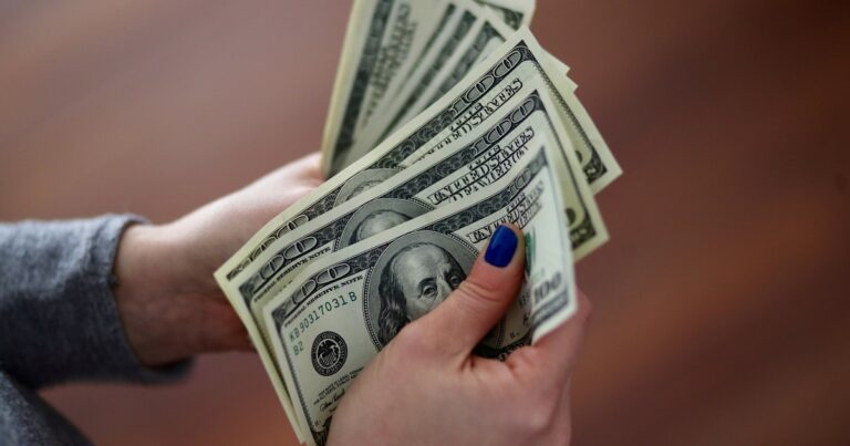 Dólar tarjeta hoy: a cuánto cotiza este jueves 18 de diciembre
