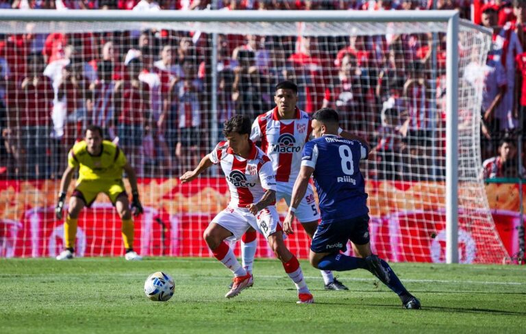 Talleres e Instituto se cruzan en el Kempes en un clásico clave para seguir en la pelea