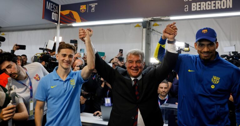 En medio de la polémica sobre Messi, Laporta fue reelecto como presidente del Barcelona