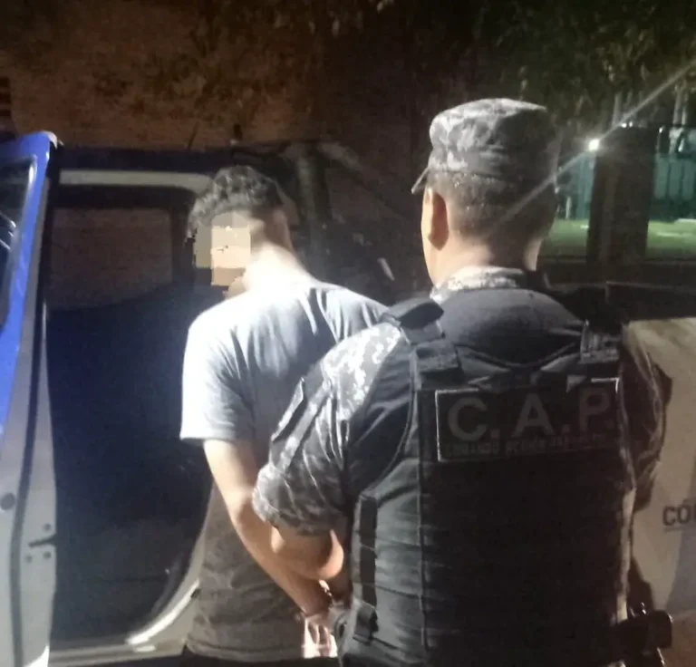 Carlos Paz: Robo para tomar alcohol pero fue detenido sin probar un trago