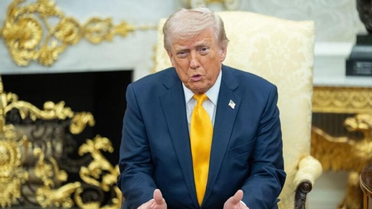 Trump deja sin palabras a la primera ministra de Japón con una broma sobre Pearl Harbor: «Quién sabe más de sorpresa que Japón?»