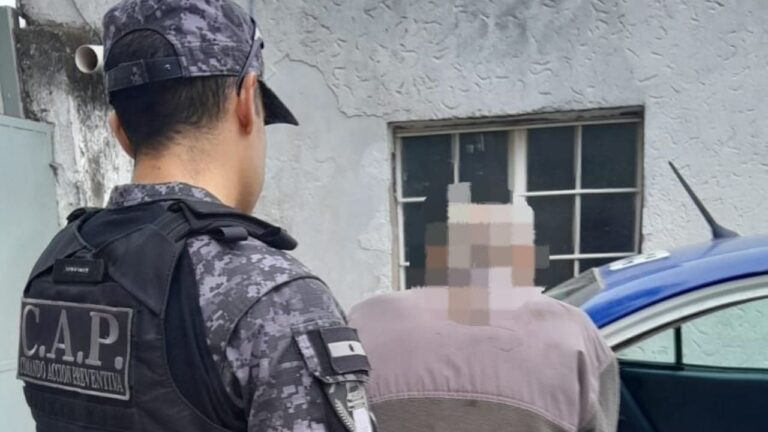Un jubilado fue detenido por robar piezas de un tren en Villa María