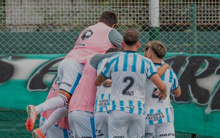Racing dio el golpe como visitante y se prende en la cima