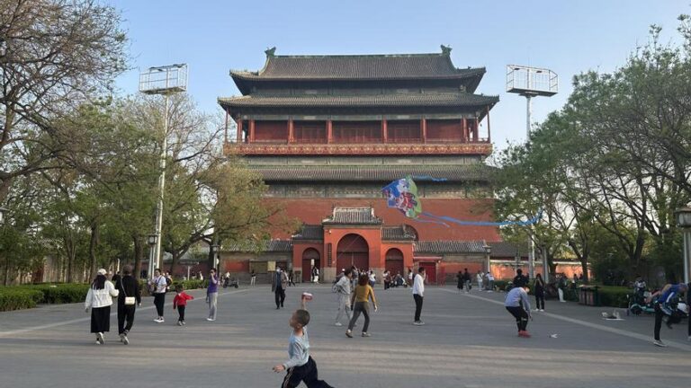 China aprueba medidas para proteger la salud física y mental de los estudiantes