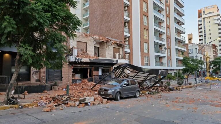 Imagen referencial de una obra en construcción o fachada en la zona de boulevard San Juan, Córdoba.