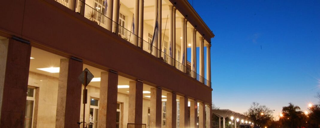 Rector de la UNC Jhon Boretto en conferencia de prensa sobre intimación del Gobierno nacional