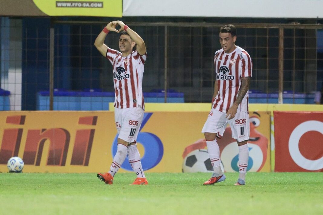 Jugadores de Instituto en el estadio Monumental de Alta Córdoba.