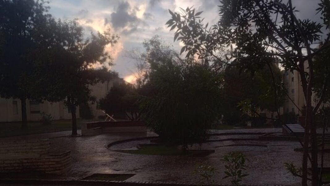 Mapa del pronóstico del tiempo mostrando la provincia de Córdoba bajo alerta meteorológica.