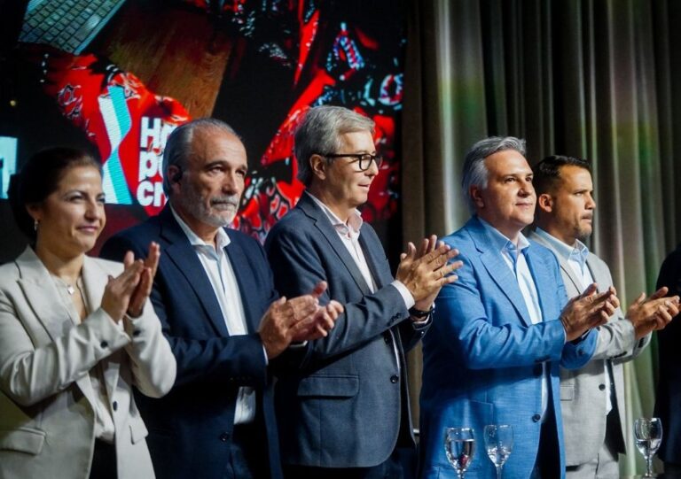 Acto de lanzamiento del programa CBA Me Capacita 2026 en la provincia de Córdoba