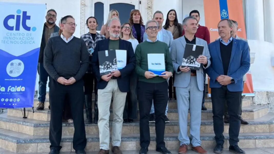 Firma del convenio para la creación del Campus Norte UNC-Punilla en La Falda