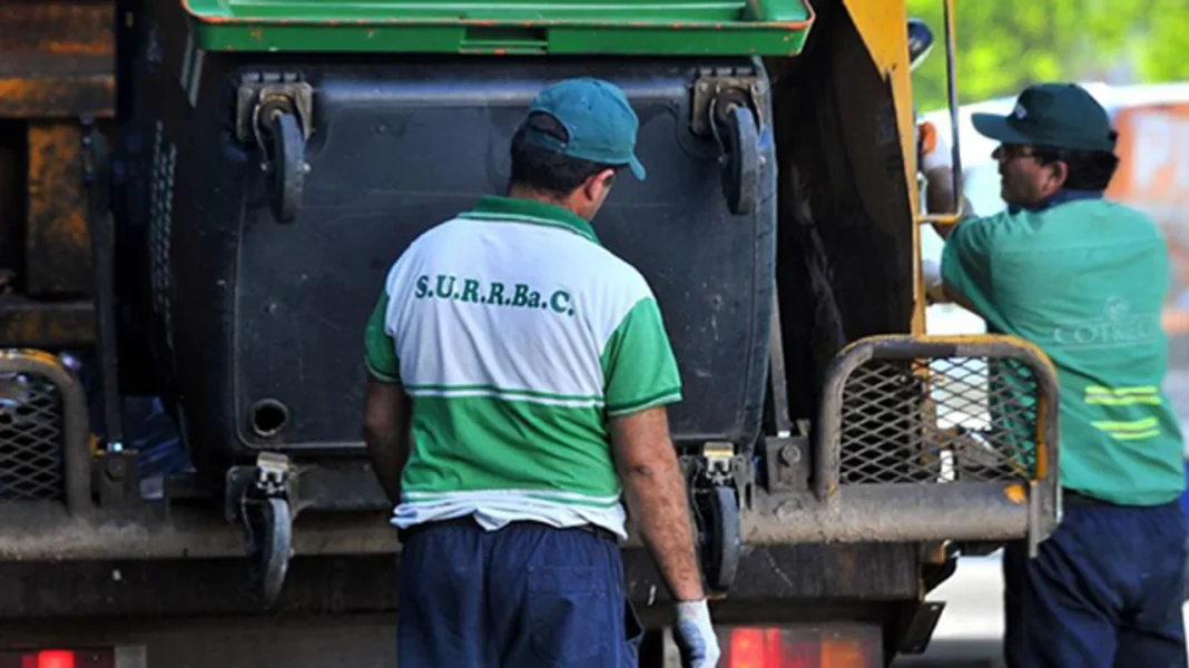 Colectivo urbano detenido en la ciudad de Córdoba